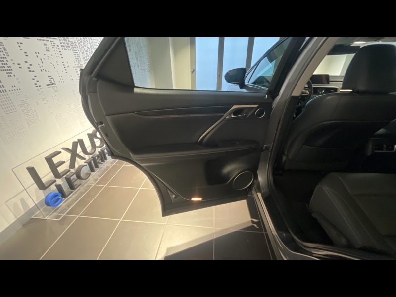 LEXUS RX d’occasion à vendre à Aubière chez Lexus Clermont-Ferrand (Photo 14)