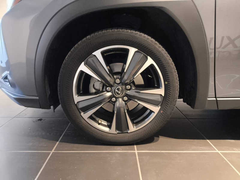 LEXUS UX d’occasion à vendre à AUBIÈRE chez ARVERNE (Photo 18)