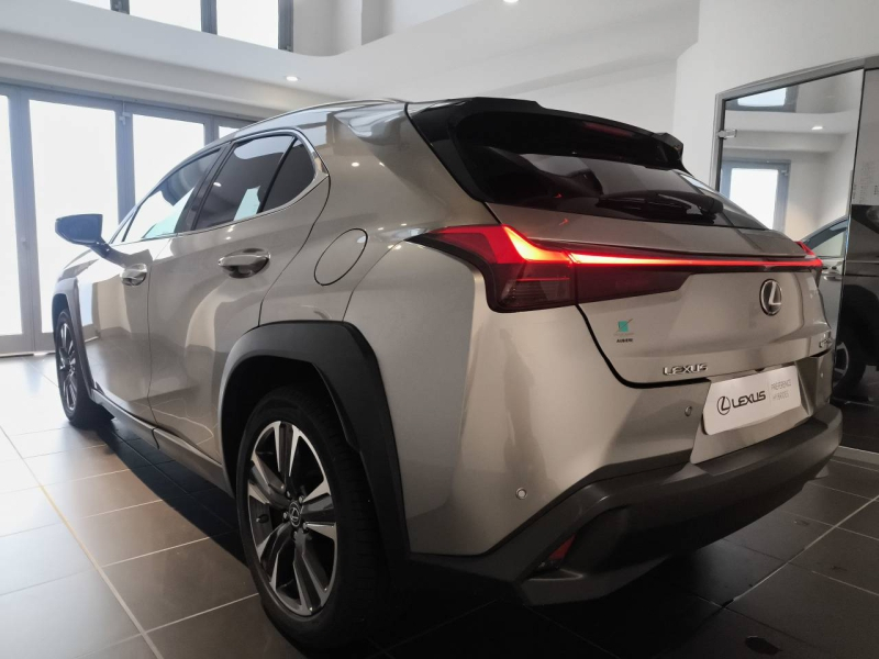 LEXUS UX d’occasion à vendre à AUBIÈRE chez ARVERNE (Photo 4)