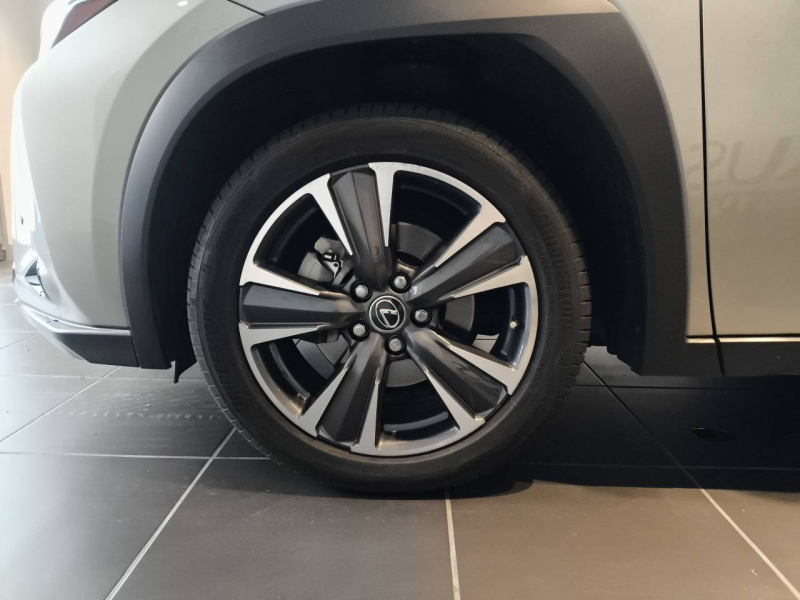 LEXUS UX d’occasion à vendre à AUBIÈRE chez ARVERNE (Photo 14)