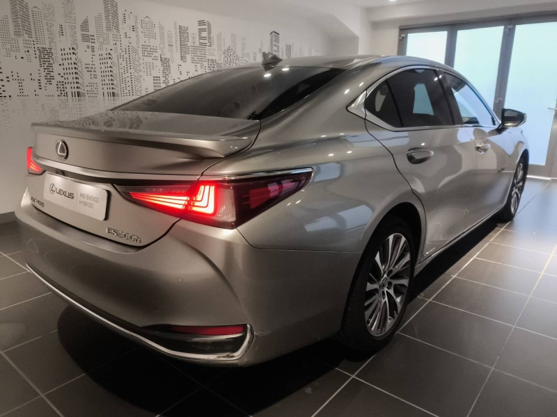 LEXUS ES d’occasion à vendre à AUBIÈRE chez ARVERNE (Photo 5)