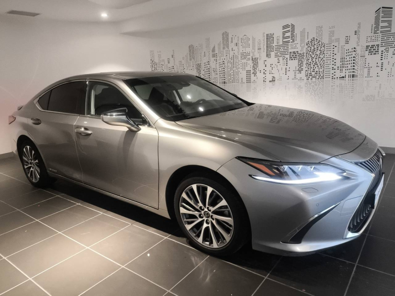 LEXUS ES d’occasion à vendre à AUBIÈRE chez ARVERNE (Photo 9)