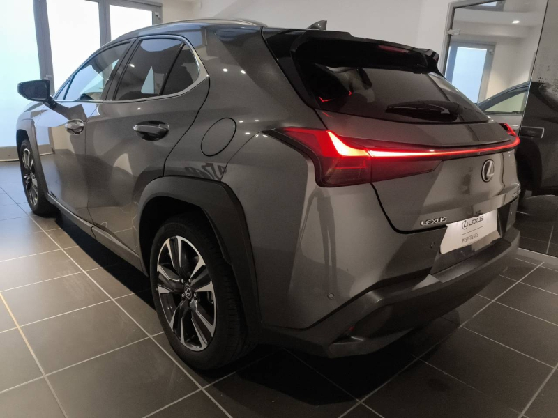 LEXUS UX d’occasion à vendre à AUBIÈRE chez ARVERNE (Photo 4)