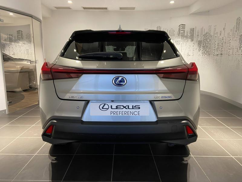 LEXUS UX d’occasion à vendre à AUBIÈRE chez ARVERNE (Photo 6)