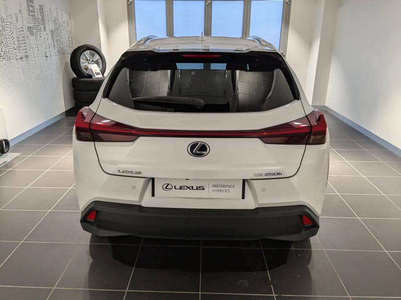 LEXUS UX d’occasion à vendre à AUBIÈRE chez ARVERNE (Photo 9)