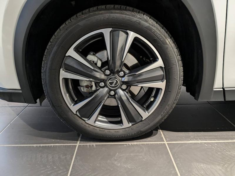 LEXUS UX d’occasion à vendre à AUBIÈRE chez ARVERNE (Photo 15)