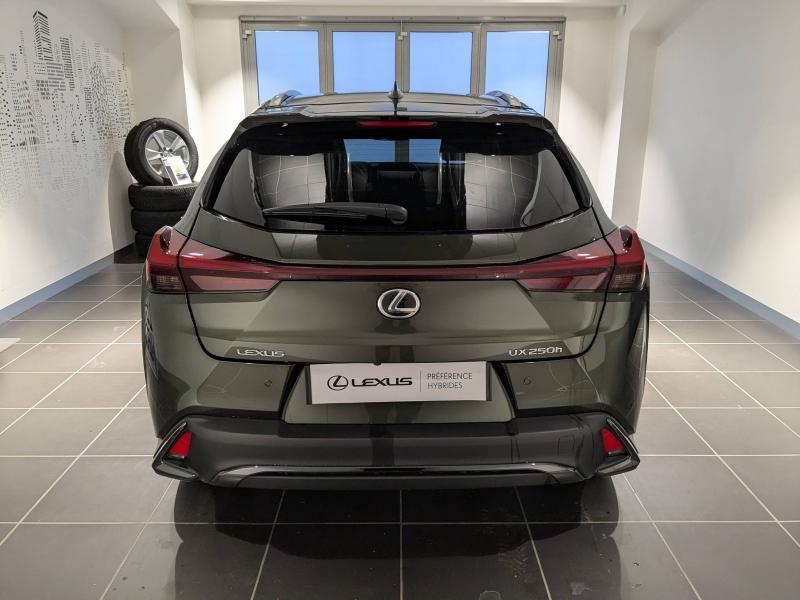 LEXUS UX d’occasion à vendre à AUBIÈRE chez ARVERNE (Photo 10)