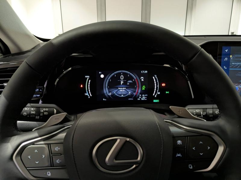 LEXUS NX d’occasion à vendre à AUBIÈRE chez ARVERNE (Photo 4)