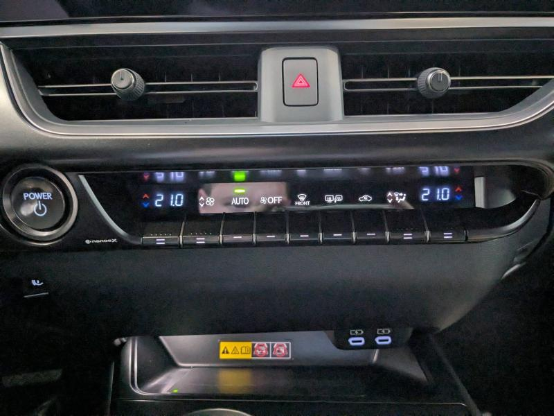 LEXUS UX d’occasion à vendre à AUBIÈRE chez ARVERNE (Photo 9)