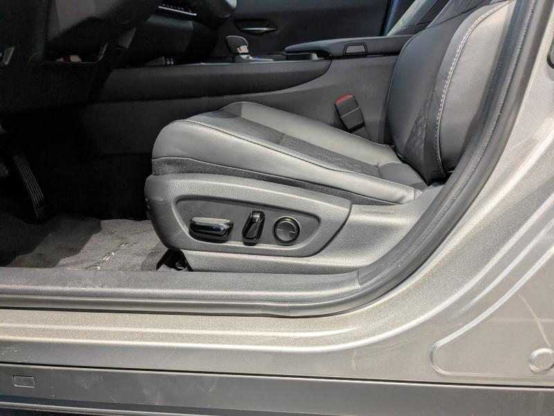 LEXUS UX d’occasion à vendre à AUBIÈRE chez ARVERNE (Photo 12)