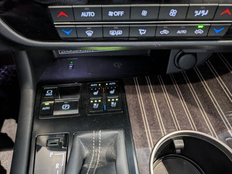 LEXUS RX d’occasion à vendre à AUBIÈRE chez ARVERNE (Photo 10)