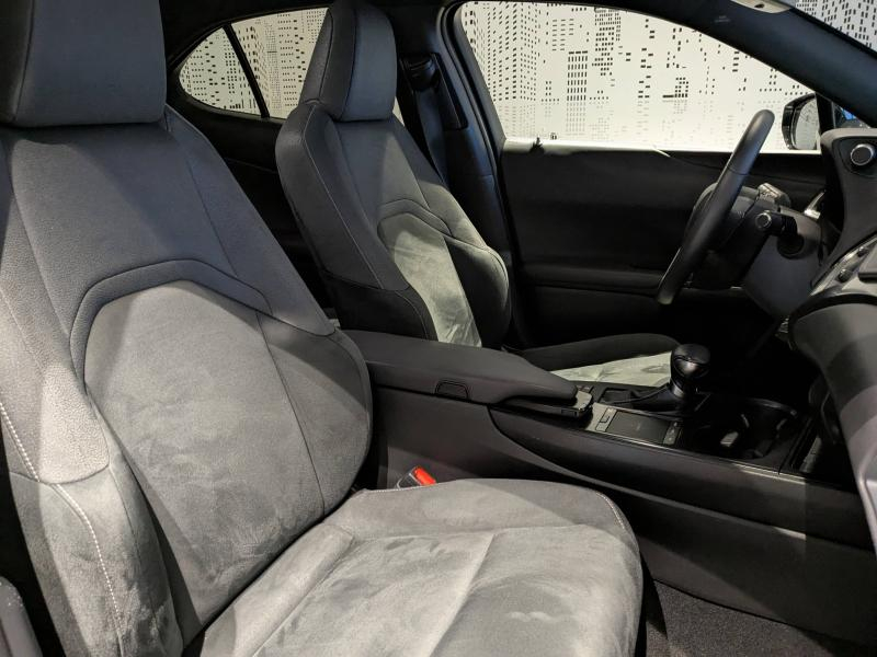 LEXUS UX d’occasion à vendre à AUBIÈRE chez ARVERNE (Photo 5)