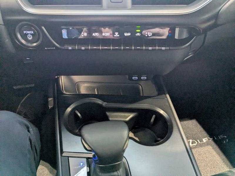 LEXUS UX d’occasion à vendre à AUBIÈRE chez ARVERNE (Photo 7)