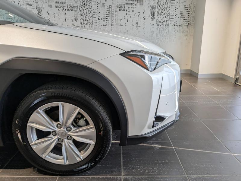 LEXUS UX d’occasion à vendre à AUBIÈRE chez ARVERNE (Photo 15)