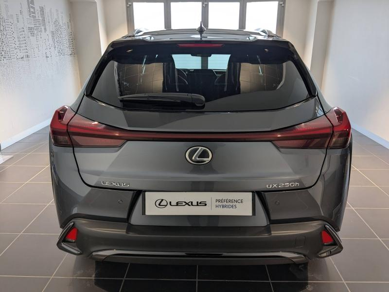LEXUS UX d’occasion à vendre à AUBIÈRE chez ARVERNE (Photo 14)