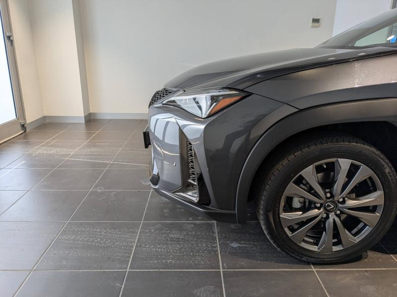 LEXUS UX d’occasion à vendre à AUBIÈRE chez ARVERNE (Photo 16)