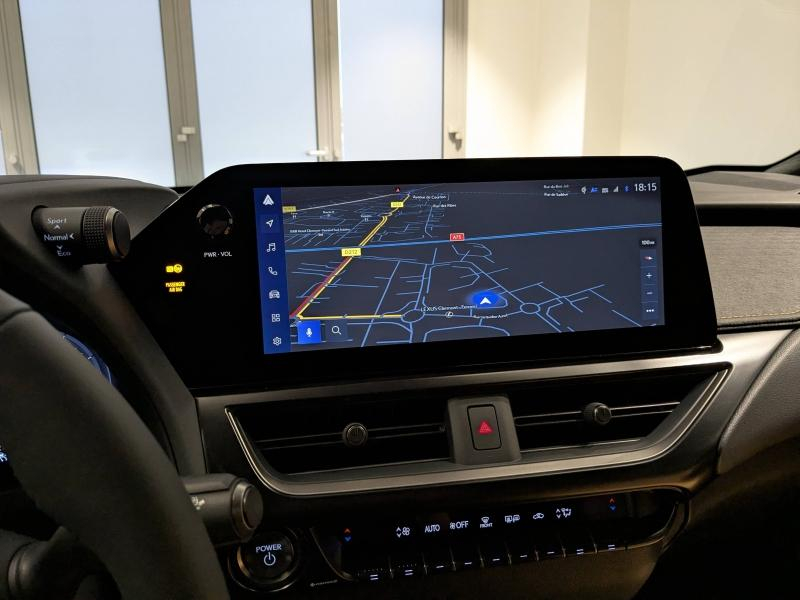 LEXUS UX d’occasion à vendre à AUBIÈRE chez ARVERNE (Photo 6)