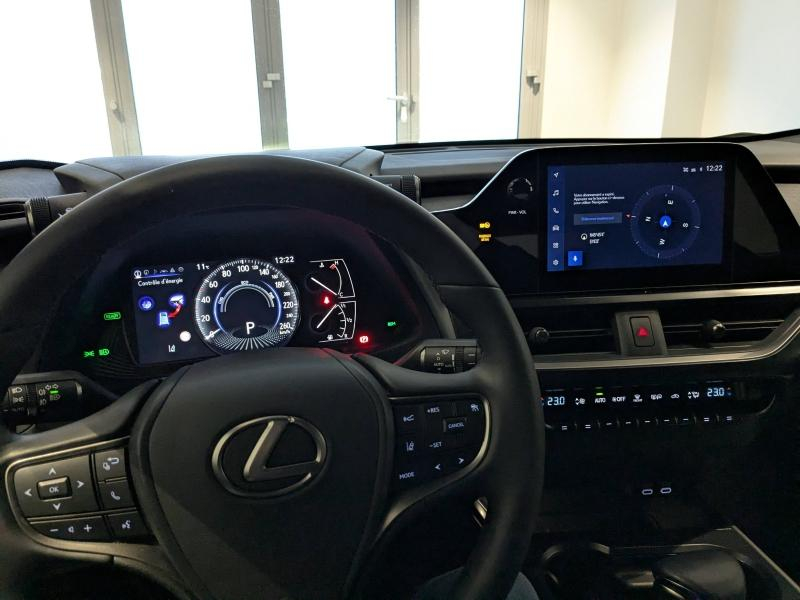 LEXUS UX d’occasion à vendre à AUBIÈRE chez ARVERNE (Photo 4)
