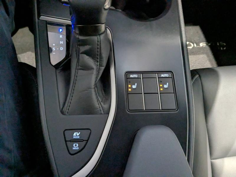 LEXUS UX d’occasion à vendre à AUBIÈRE chez ARVERNE (Photo 7)