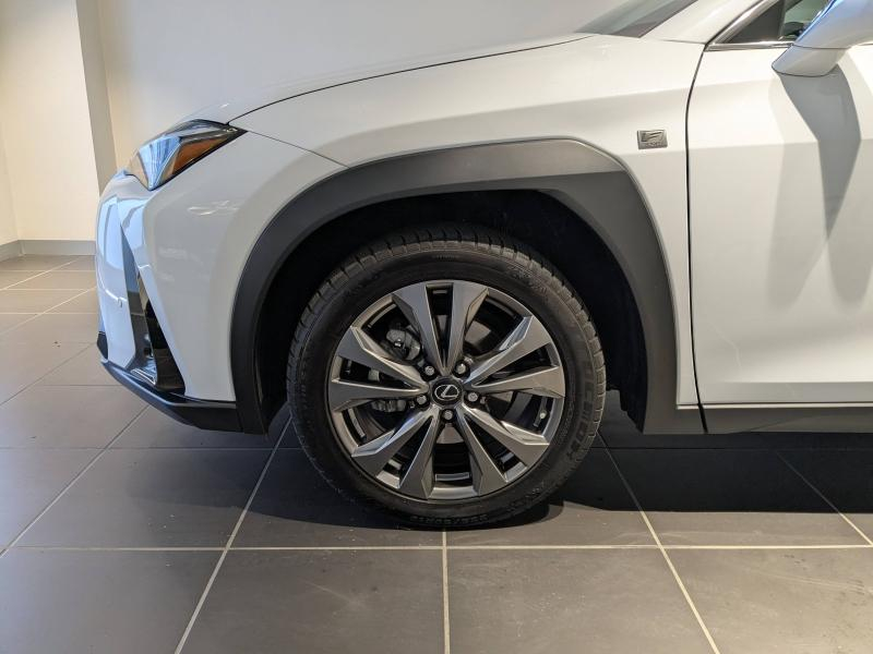LEXUS UX d’occasion à vendre à AUBIÈRE chez ARVERNE (Photo 17)