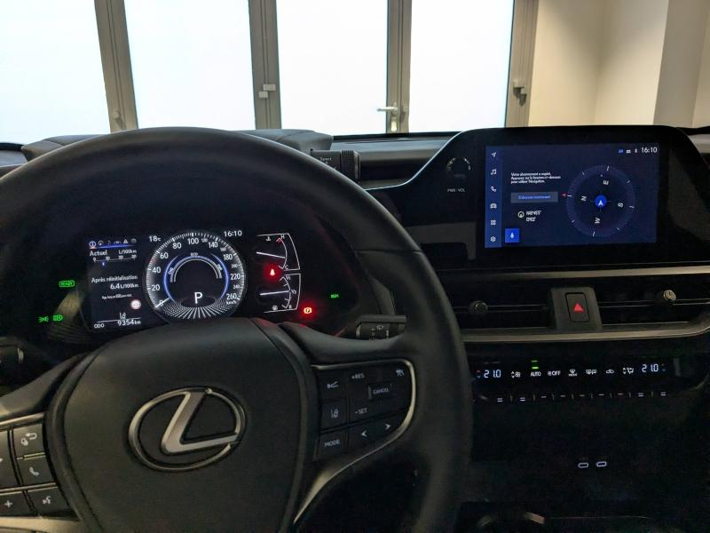LEXUS UX d’occasion à vendre à AUBIÈRE chez ARVERNE (Photo 4)
