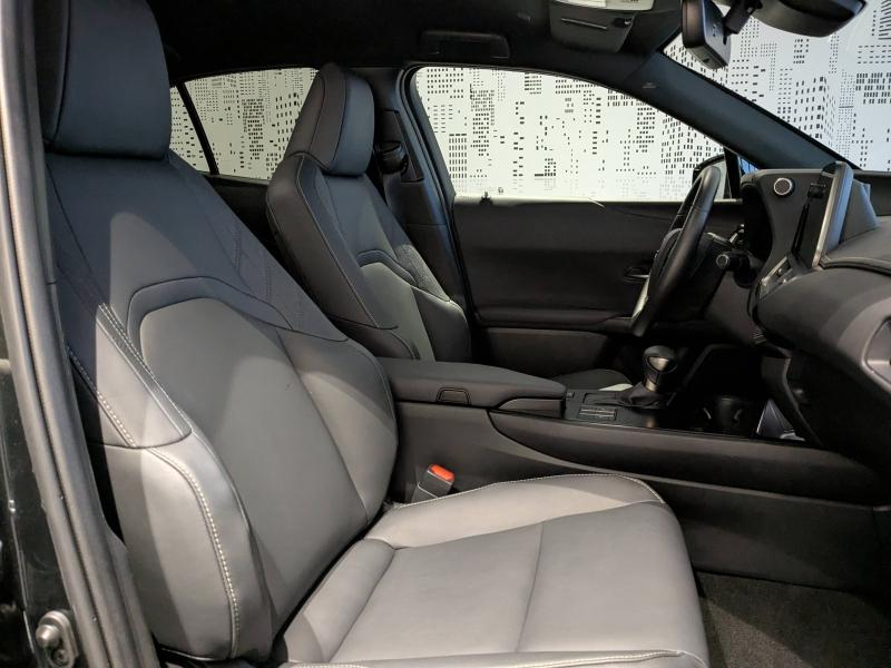 LEXUS UX d’occasion à vendre à AUBIÈRE chez ARVERNE (Photo 11)