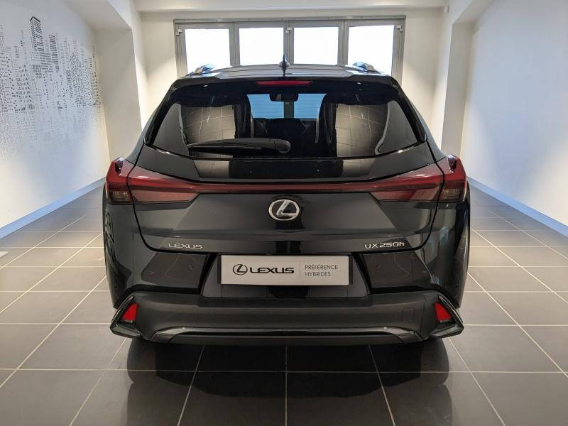 LEXUS UX d’occasion à vendre à AUBIÈRE chez ARVERNE (Photo 16)