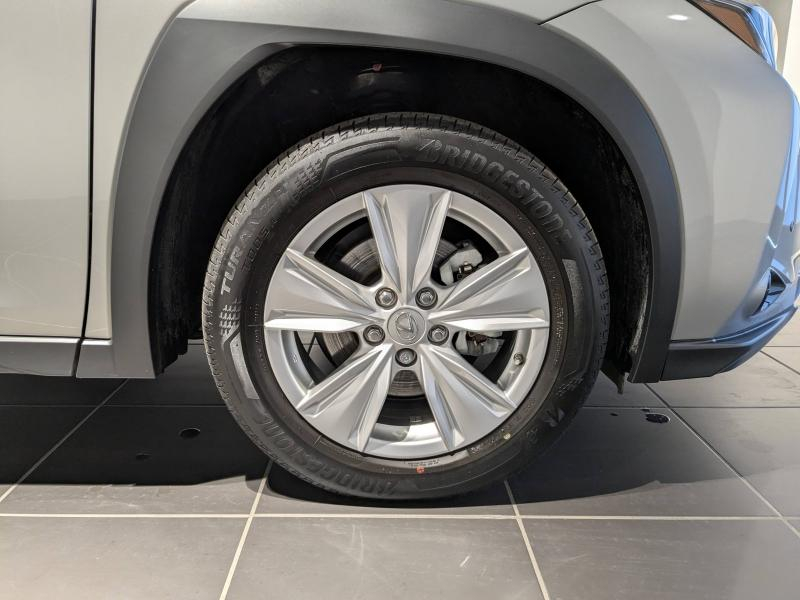 LEXUS UX d’occasion à vendre à AUBIÈRE chez ARVERNE (Photo 15)