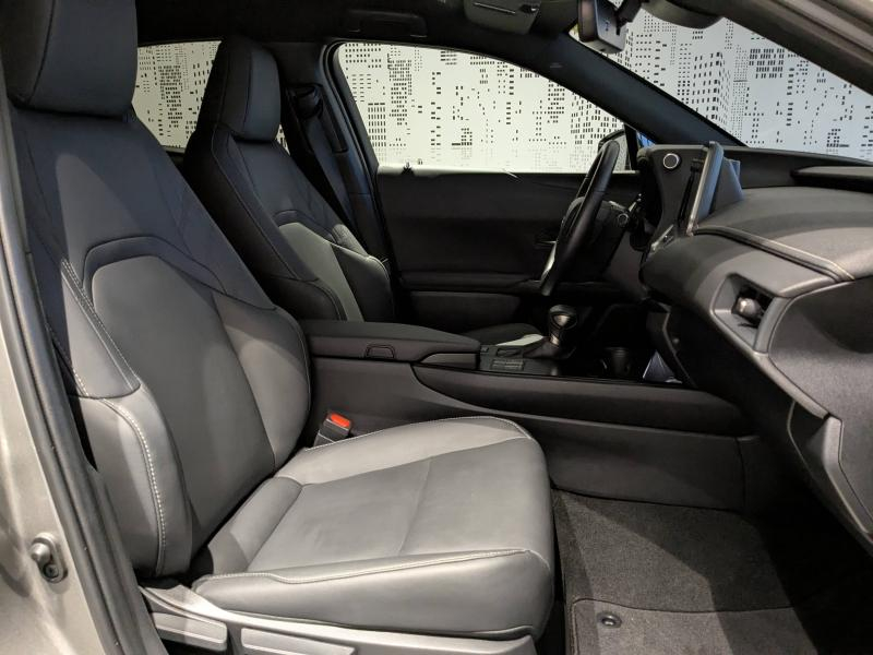 LEXUS UX d’occasion à vendre à AUBIÈRE chez ARVERNE (Photo 11)