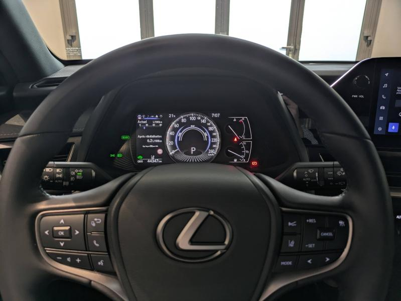 LEXUS UX d’occasion à vendre à AUBIÈRE chez ARVERNE (Photo 5)