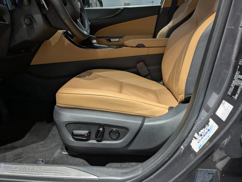 LEXUS NX d’occasion à vendre à AUBIÈRE chez ARVERNE (Photo 12)