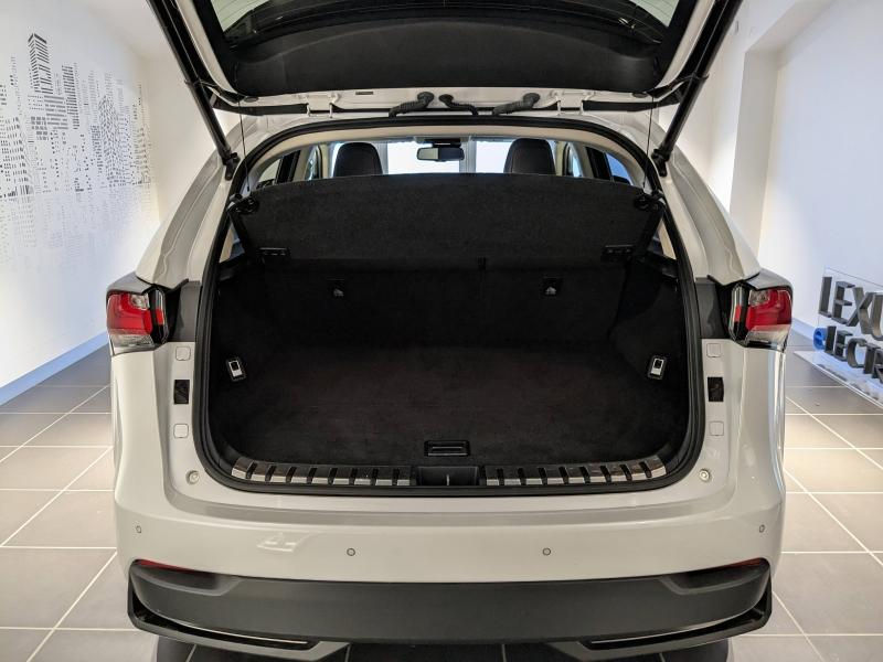 LEXUS NX d’occasion à vendre à AUBIÈRE chez ARVERNE (Photo 13)