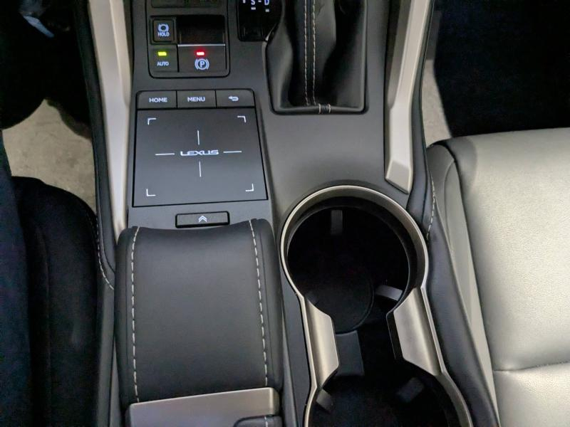LEXUS NX d’occasion à vendre à AUBIÈRE chez ARVERNE (Photo 9)
