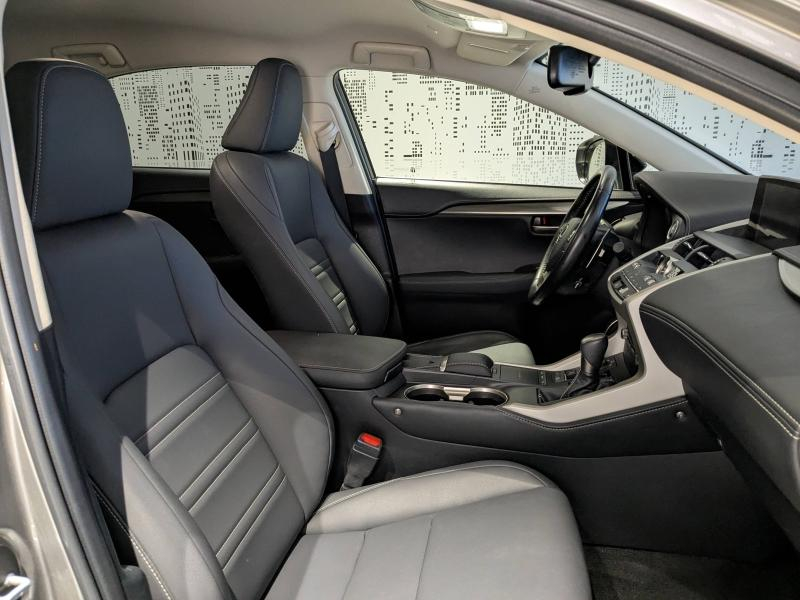 LEXUS NX d’occasion à vendre à AUBIÈRE chez ARVERNE (Photo 10)
