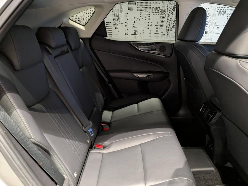 LEXUS NX d’occasion à vendre à AUBIÈRE chez ARVERNE (Photo 11)