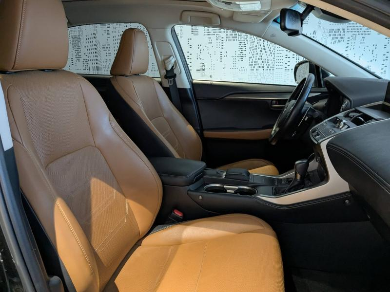 LEXUS NX d’occasion à vendre à AUBIÈRE chez ARVERNE (Photo 10)