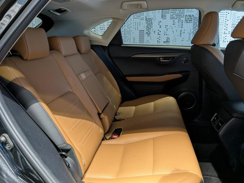 LEXUS NX d’occasion à vendre à AUBIÈRE chez ARVERNE (Photo 11)