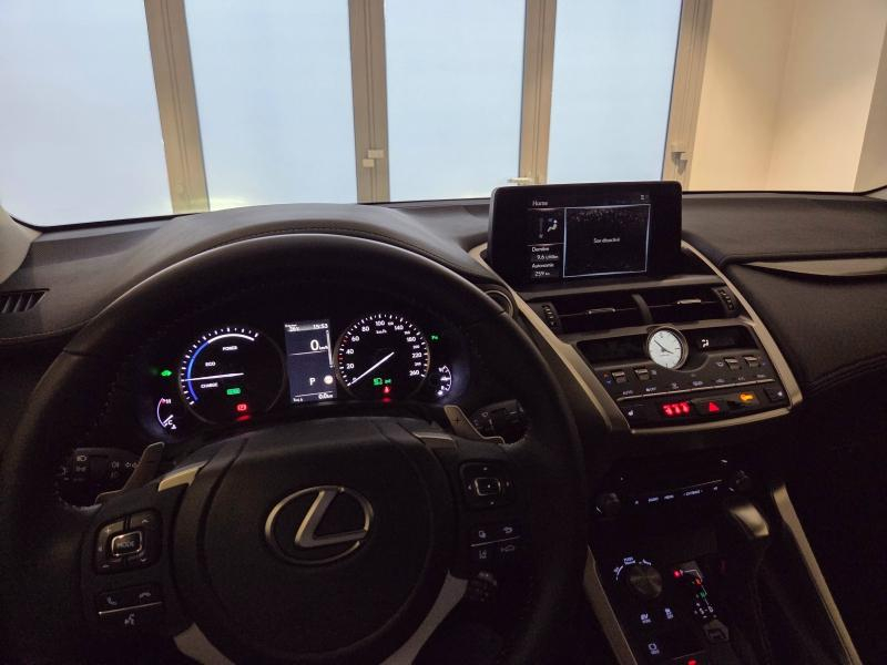 LEXUS NX d’occasion à vendre à AUBIÈRE chez ARVERNE (Photo 4)