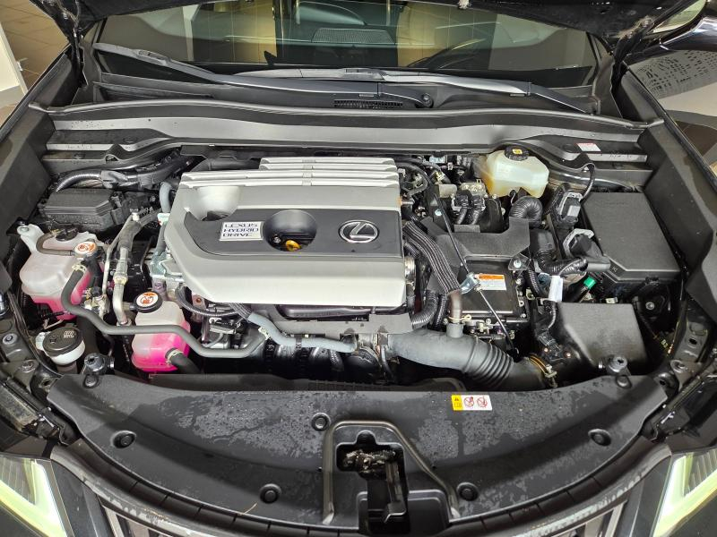 LEXUS UX d’occasion à vendre à AUBIÈRE chez ARVERNE (Photo 16)