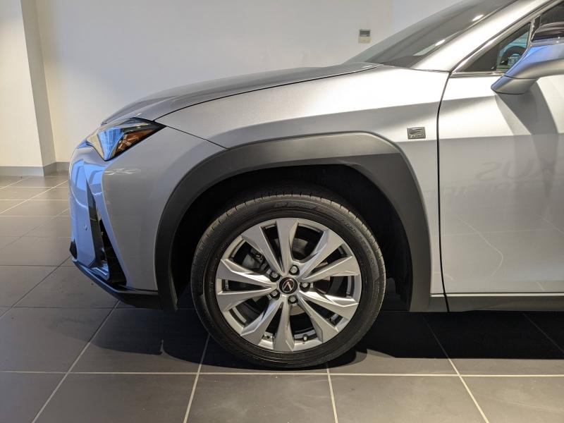 LEXUS UX d’occasion à vendre à AUBIÈRE chez ARVERNE (Photo 16)