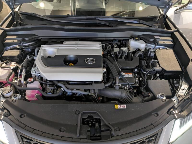 LEXUS UX d’occasion à vendre à AUBIÈRE chez ARVERNE (Photo 17)