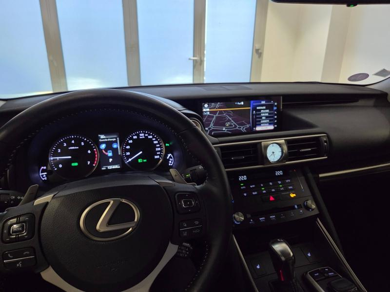 LEXUS IS d’occasion à vendre à AUBIÈRE chez ARVERNE (Photo 4)