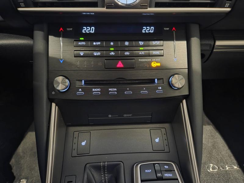 LEXUS IS d’occasion à vendre à AUBIÈRE chez ARVERNE (Photo 8)