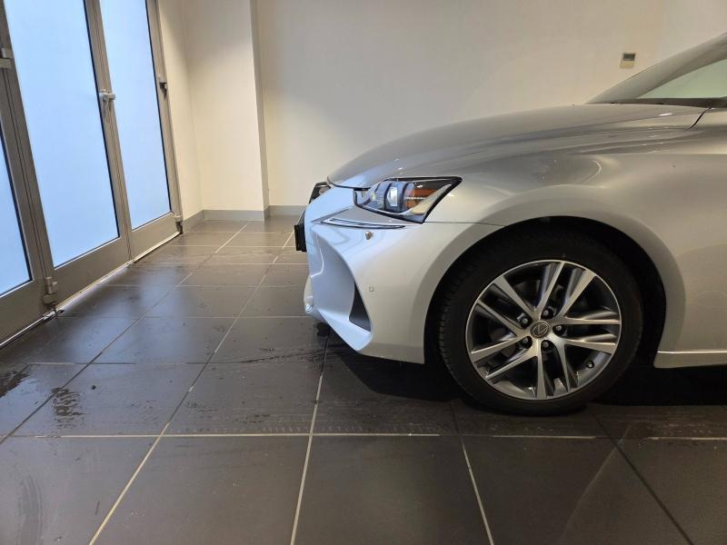 LEXUS IS d’occasion à vendre à AUBIÈRE chez ARVERNE (Photo 16)