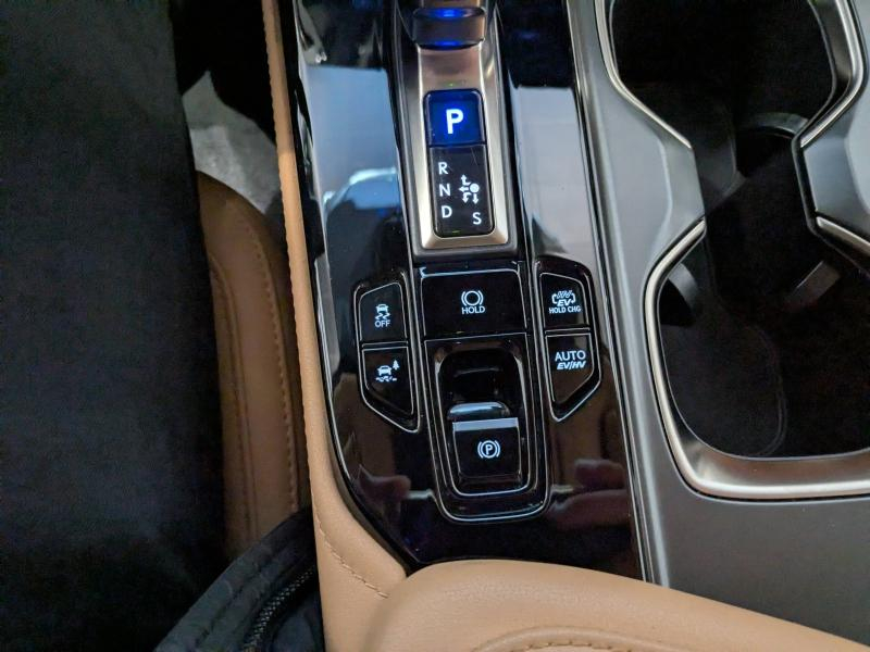 LEXUS NX d’occasion à vendre à AUBIÈRE chez ARVERNE (Photo 6)