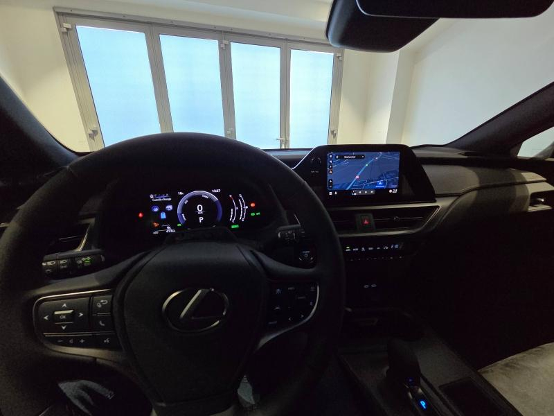 LEXUS UX d’occasion à vendre à AUBIÈRE chez ARVERNE (Photo 4)