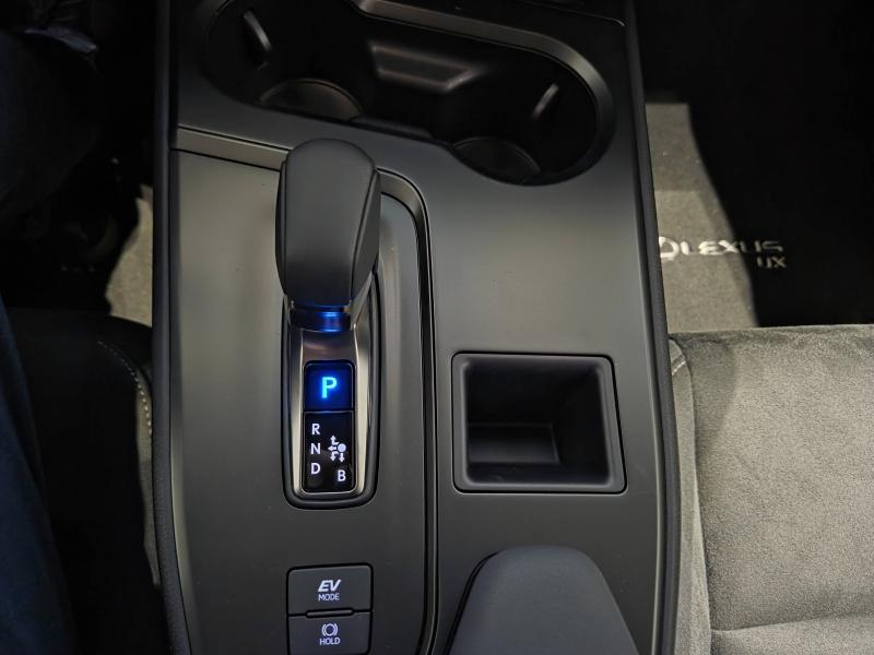 LEXUS UX d’occasion à vendre à AUBIÈRE chez ARVERNE (Photo 13)