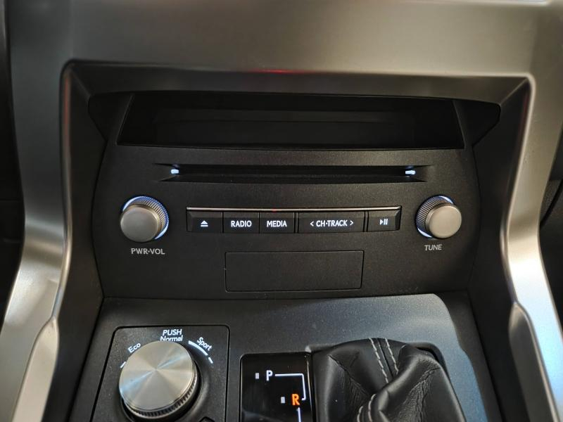 LEXUS NX d’occasion à vendre à AUBIÈRE chez ARVERNE (Photo 8)