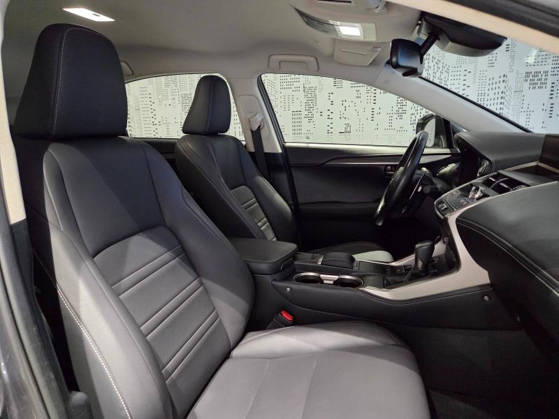 LEXUS NX d’occasion à vendre à AUBIÈRE chez ARVERNE (Photo 11)