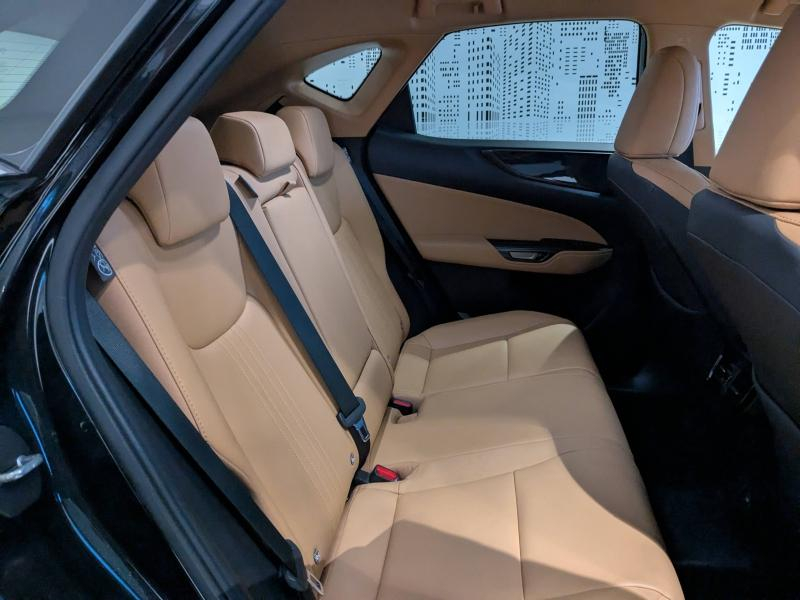 agency.seo.links.detann.title LEXUS NX d’occasion à vendre à AUBIÈRE chez ARVERNE (Photo 12)
